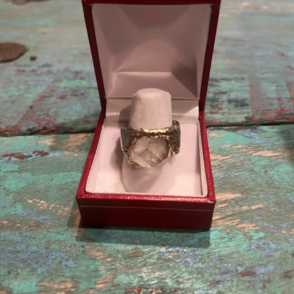 Talisman Ring - silver ring with Herkimer diamond in gold-plated setting. Size 8 - Picture 8 of 9